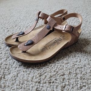 Birkenstock Papillio Ashley T-Strap Leather Wedge Sandal, US size 6-6.5 (37).